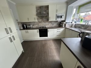 Photo 8- click for photo gallery